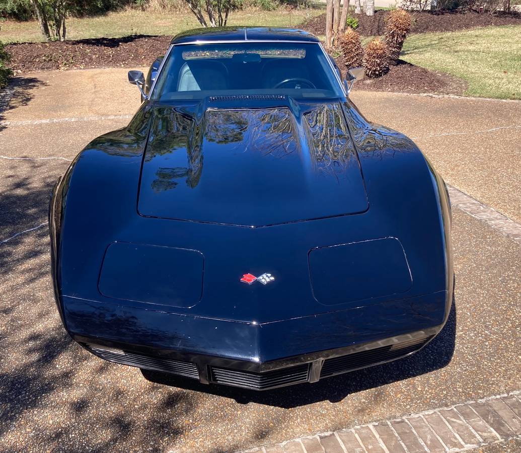 Chevrolet-corvette-stingray-1973-black-5