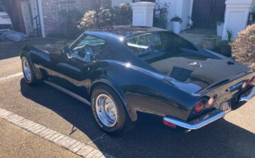Chevrolet-corvette-stingray-1973-black-9