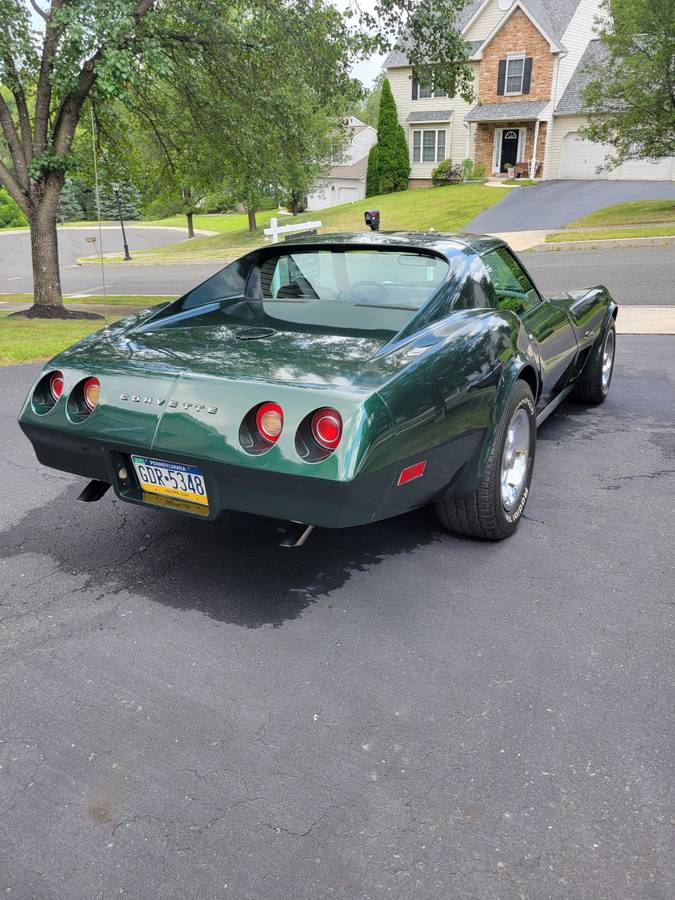 Chevrolet-corvette-stingray-1974-green-1