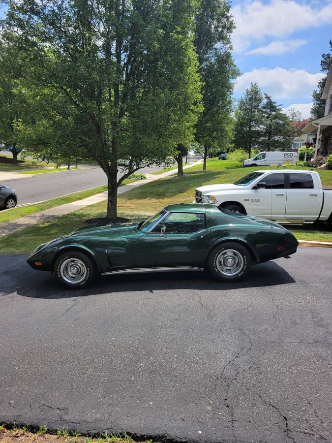 Chevrolet-corvette-stingray-1974-green-7