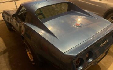 Chevrolet-corvette-stingray-1976-blue-6