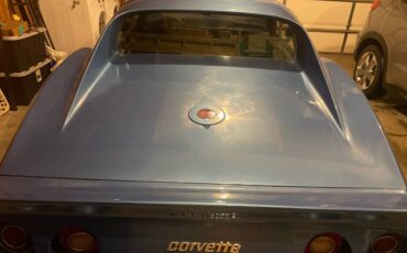 Chevrolet-corvette-stingray-1976-blue-7
