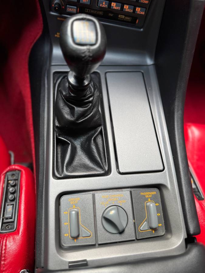 Chevrolet-corvette-zr1-1990-red-12