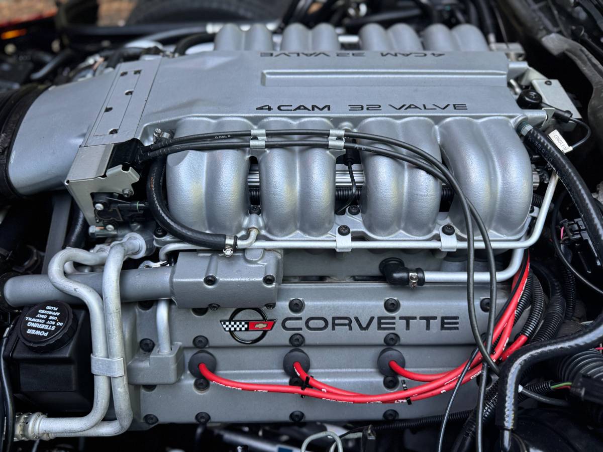 Chevrolet-corvette-zr1-1990-red-19
