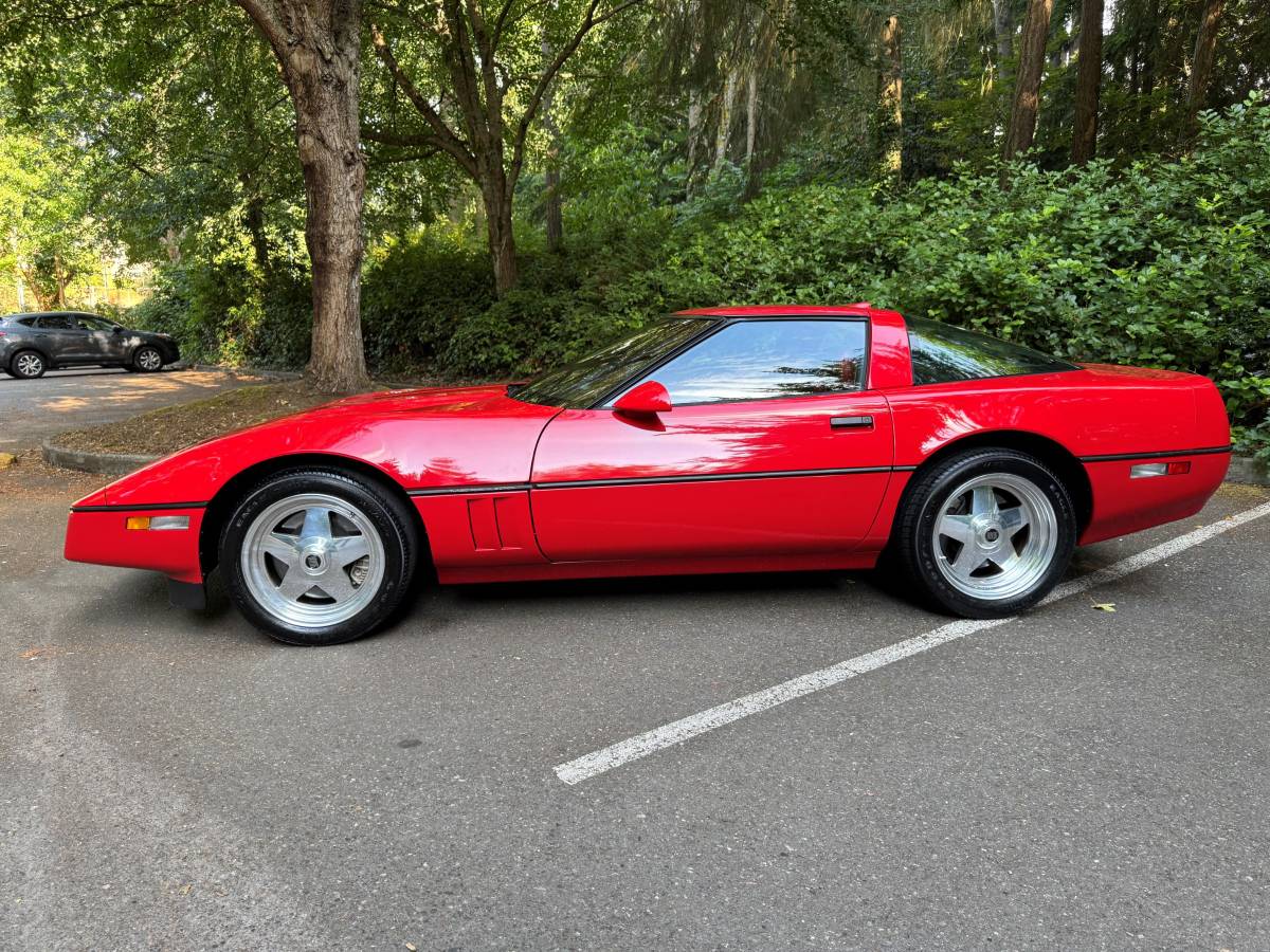 Chevrolet-corvette-zr1-1990-red