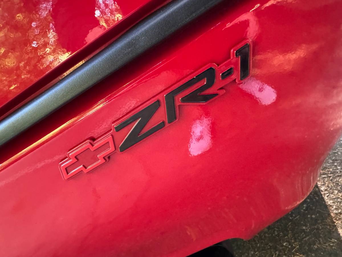 Chevrolet-corvette-zr1-1990-red-6
