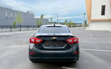 Chevrolet-cruze-2017-11