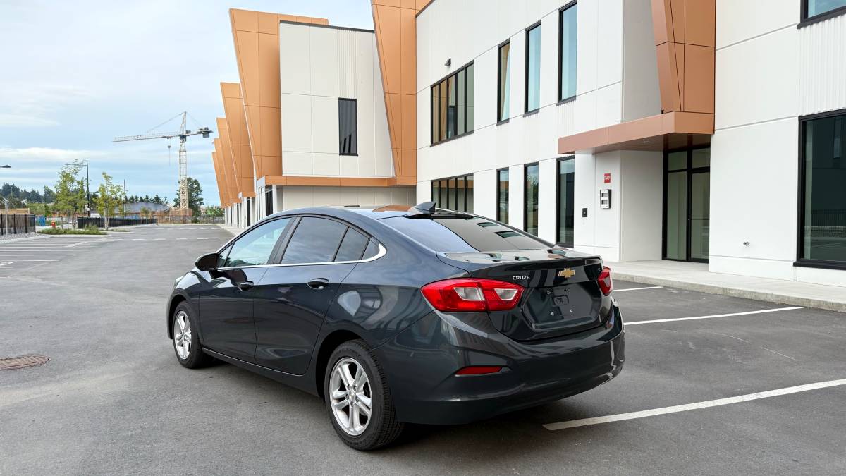 Chevrolet-cruze-2017-5