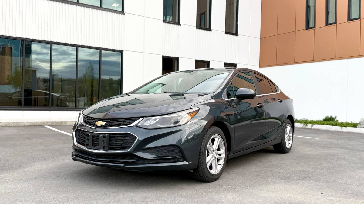 Chevrolet-cruze-2017-7