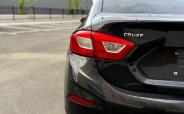 Chevrolet-cruze-2017-8