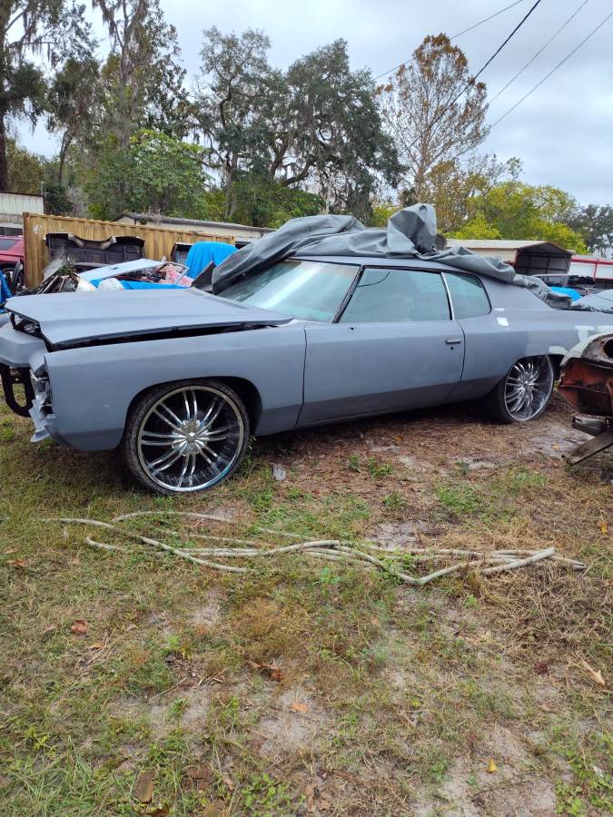 Chevrolet-donk-1971-silver-3