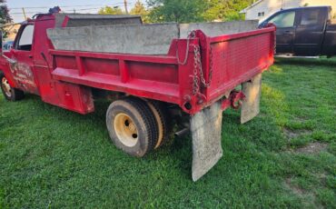 Chevrolet-dumptruck-1986-red-2