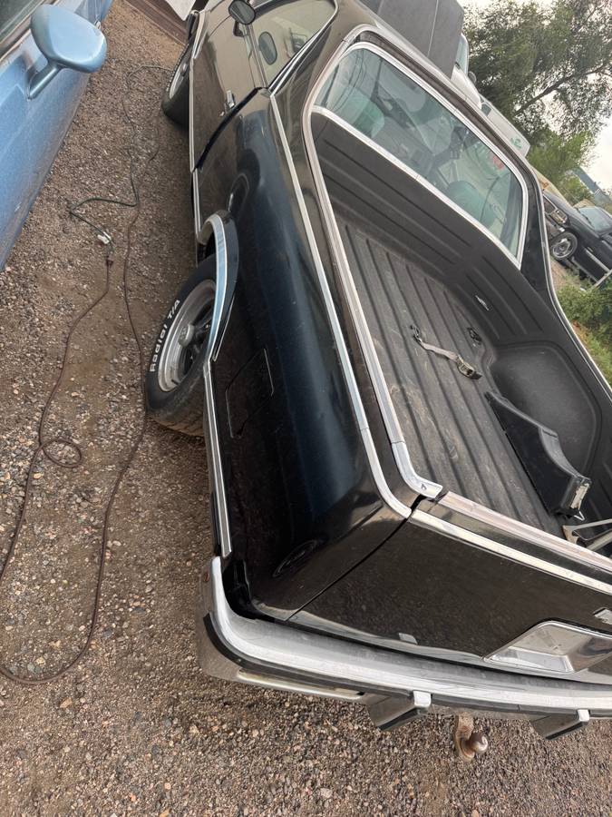 Chevrolet-el-camino-1983-black-10