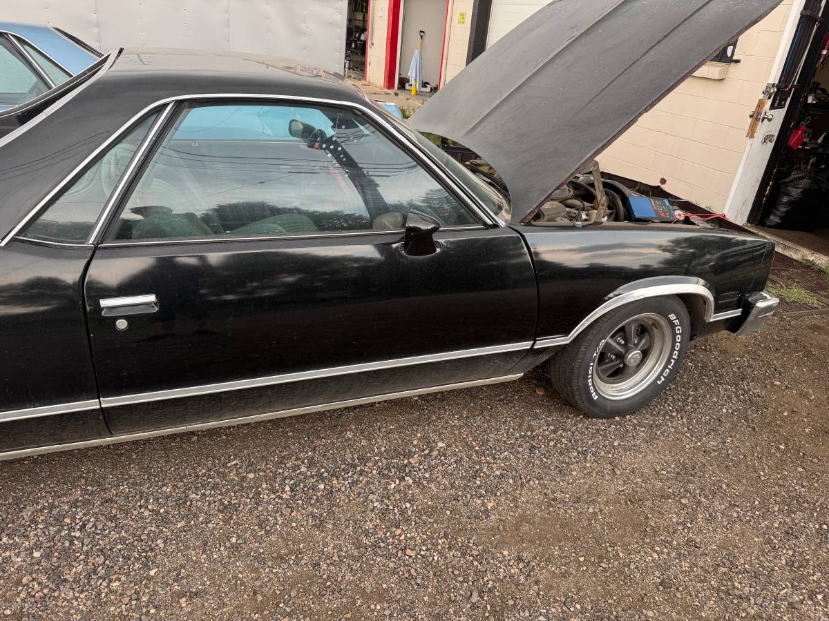 Chevrolet-el-camino-1983-black-7
