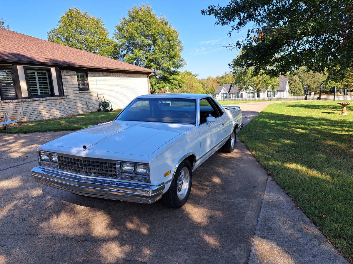 Chevrolet-el-camino-1984-custom-1