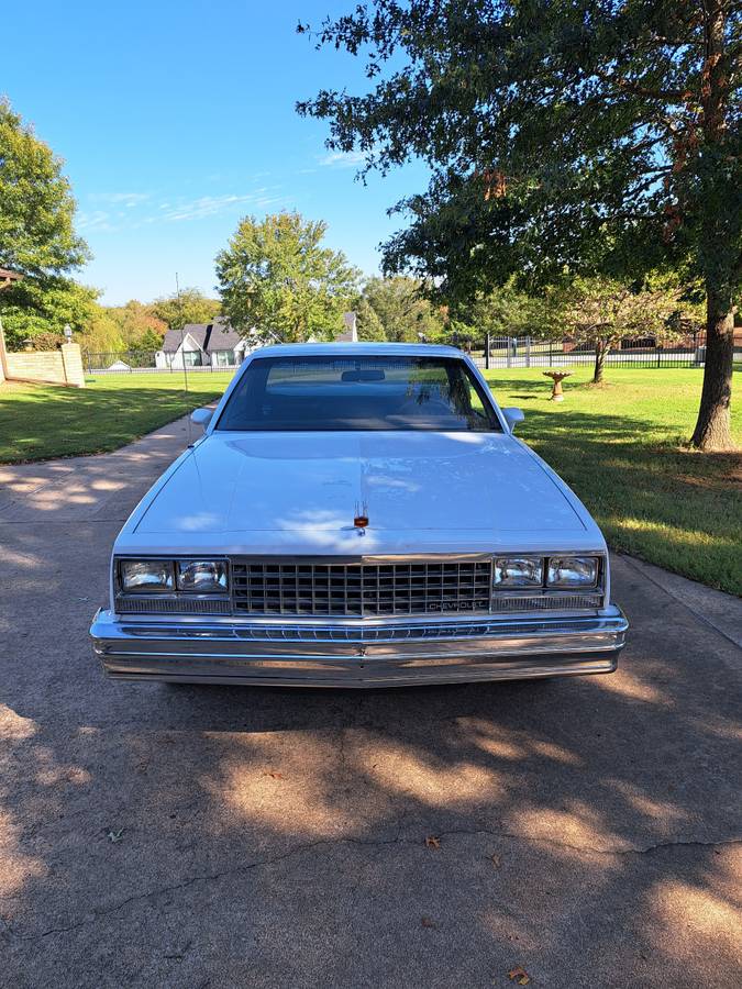 Chevrolet-el-camino-1984-custom-3
