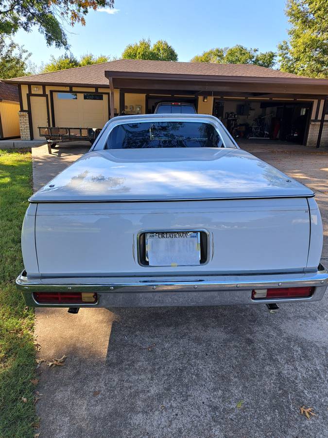 Chevrolet-el-camino-1984-custom-6