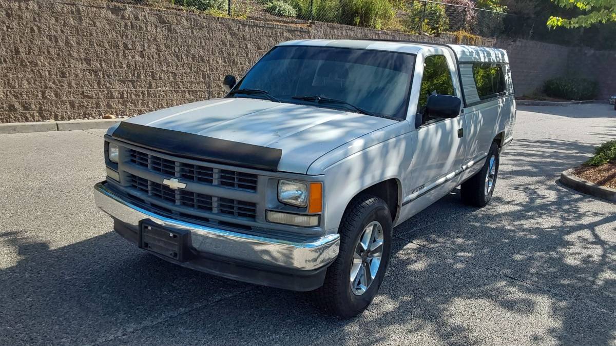Chevrolet-gmt-400-12-ton-2wd-1994-silver-11