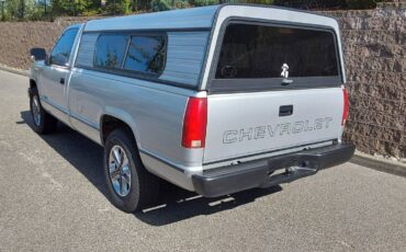 Chevrolet-gmt-400-12-ton-2wd-1994-silver-2