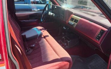 Chevrolet-gmt-400-12-ton-nominal-1989-red-12