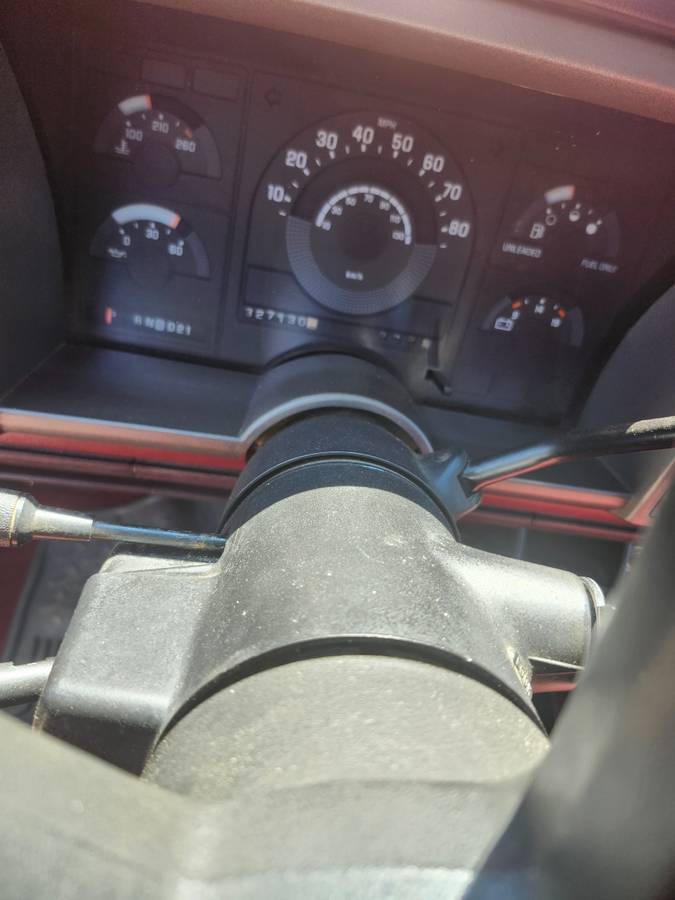 Chevrolet-gmt-400-12-ton-nominal-1989-red-13