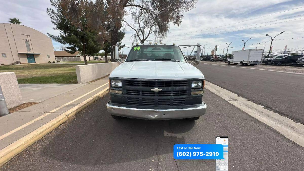 Chevrolet-gmt-400-1994-white-8