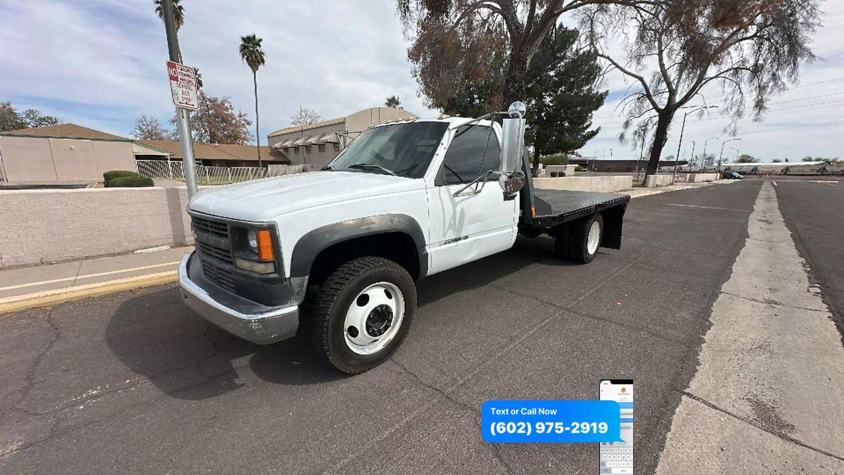 Chevrolet-gmt-400-1994-white-9