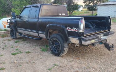Chevrolet-gmt-400-34-ton-nominal-1995-black-2