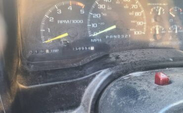 Chevrolet-gmt-400-34-ton-nominal-1995-black-4