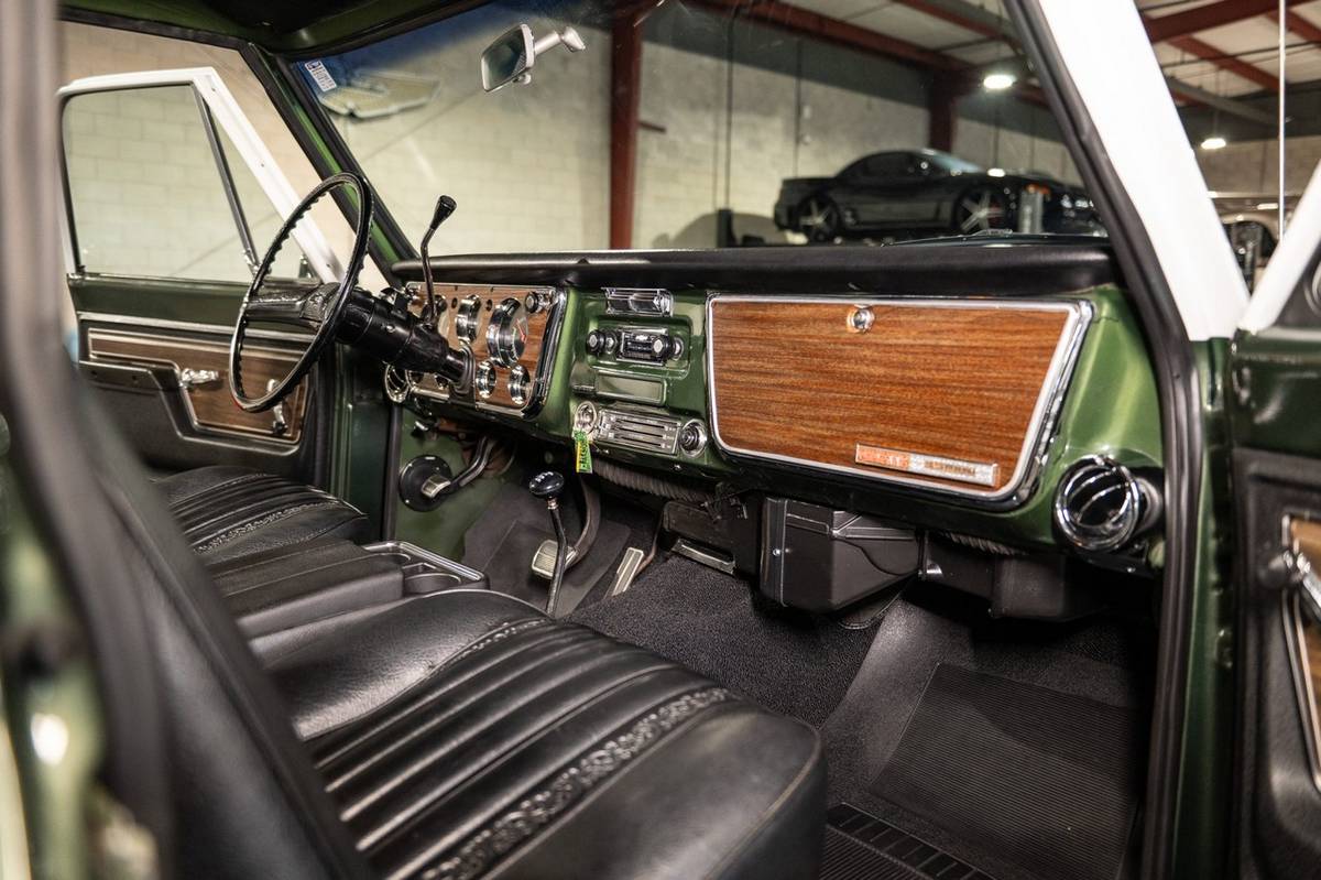 Chevrolet-k10-1972-green-6