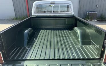 Chevrolet-k10-1972-green-9