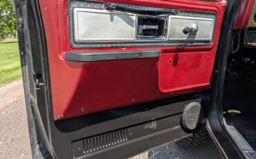 Chevrolet-k10-1979-black-23