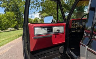 Chevrolet-k10-1979-black