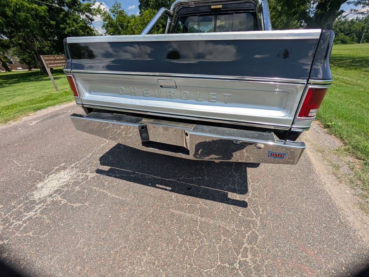Chevrolet-k10-1979-black-6