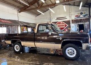 Chevrolet-k20-scottsdale-1985-4