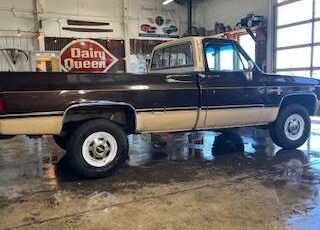 Chevrolet-k20-scottsdale-1985-5