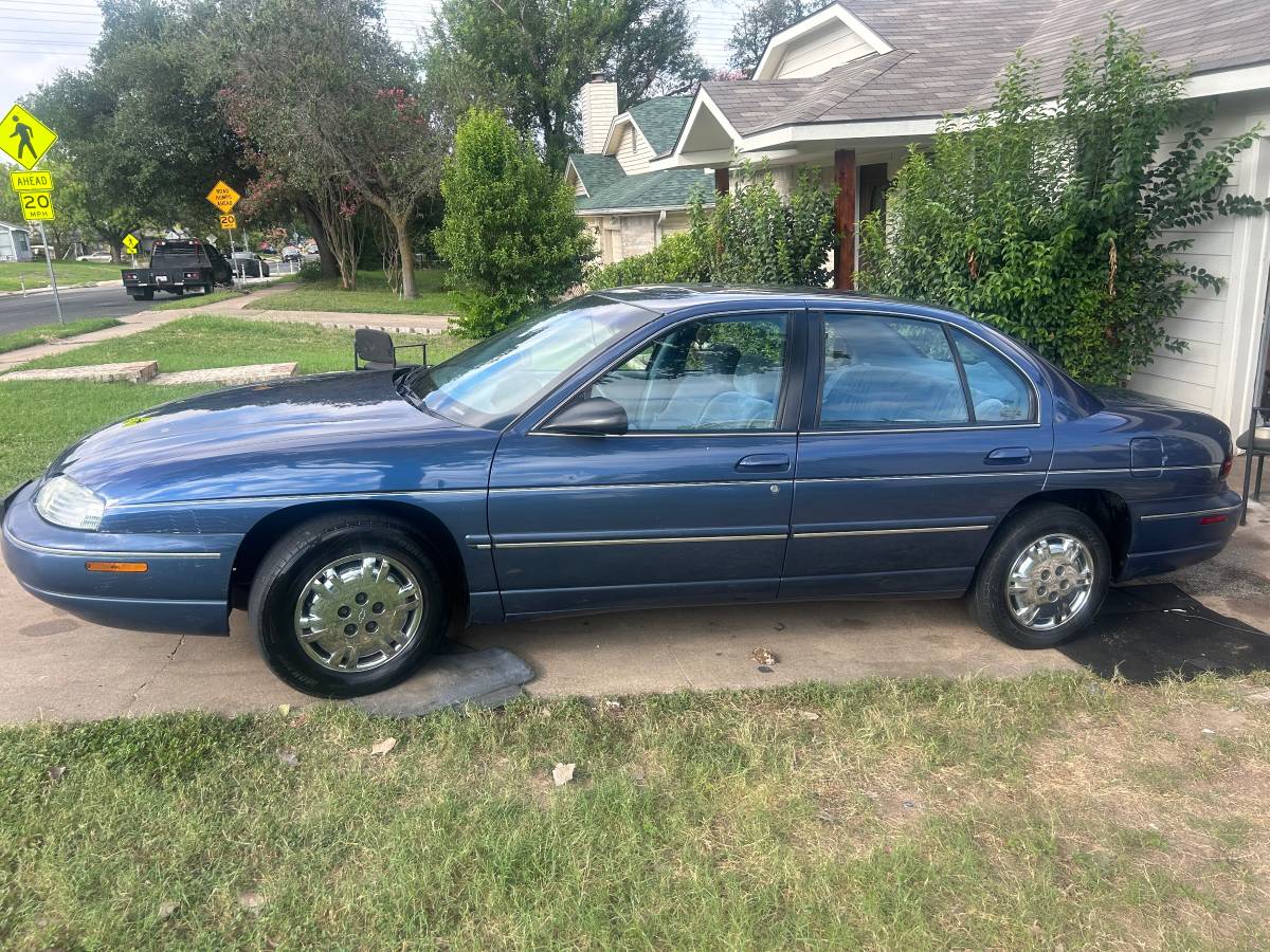 Chevrolet-lumina-1995-blue-1