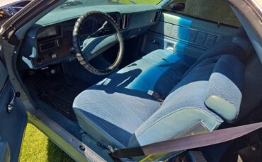 Chevrolet-malibu-1977-3