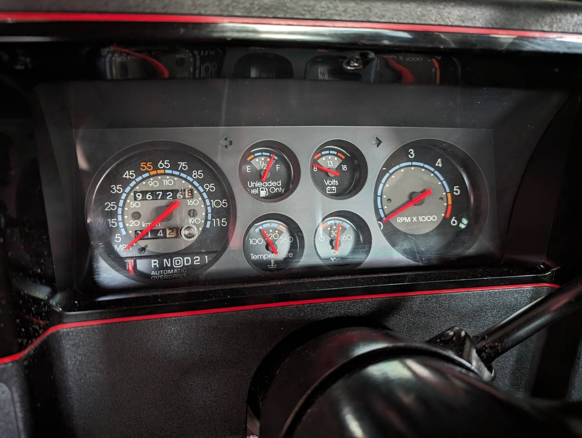 Chevrolet-monte-carlo-ss-1987-black-4
