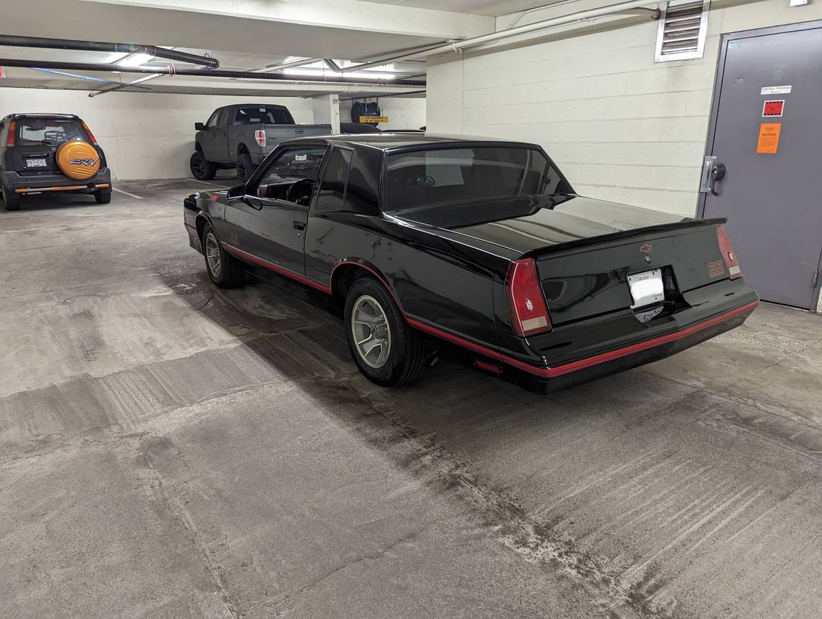 Chevrolet-monte-carlo-ss-1987-black-6