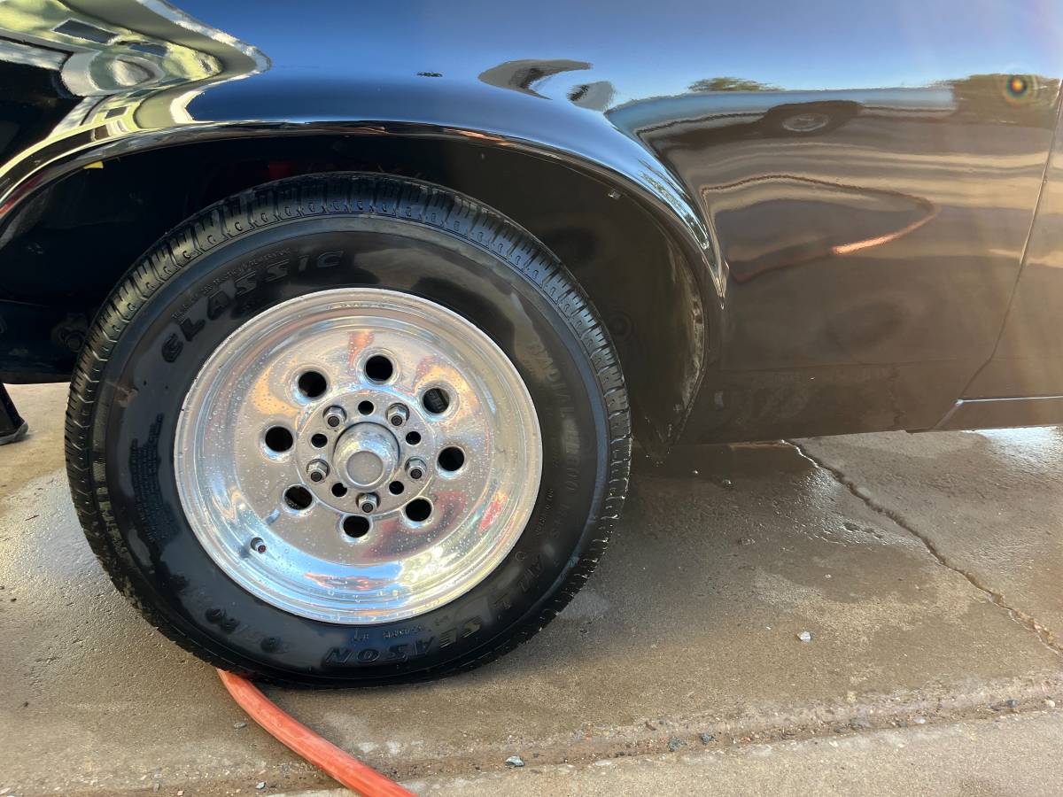 Chevrolet-nova-1971-black-1