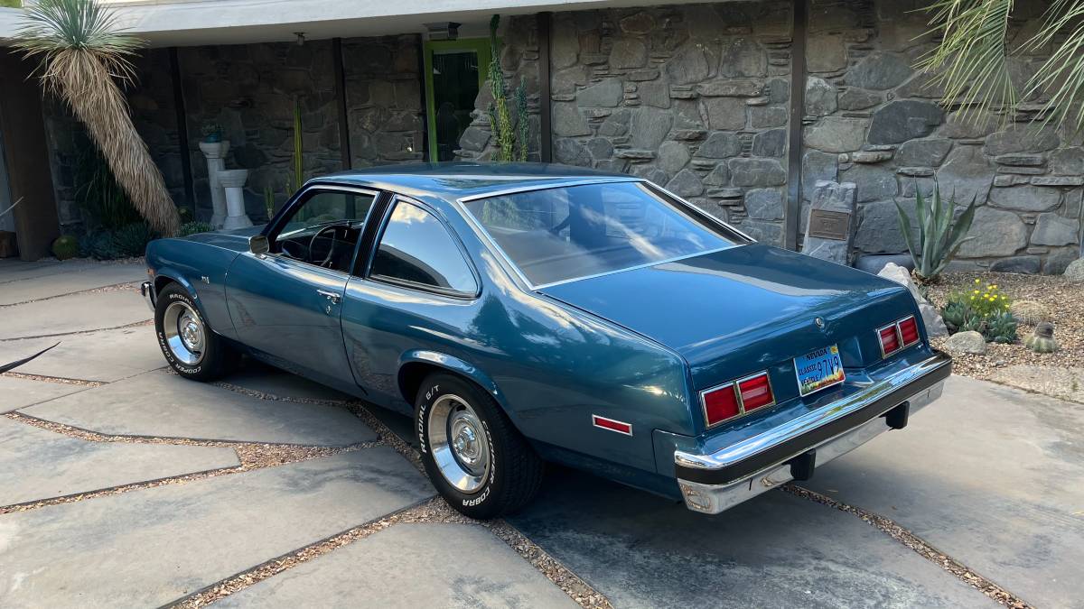 Chevrolet-nova-1978-blue-11