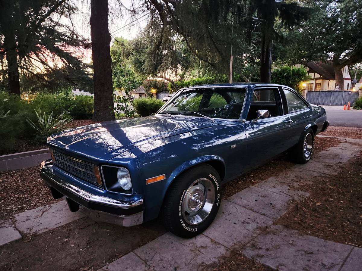 Chevrolet-nova-1978-blue-3