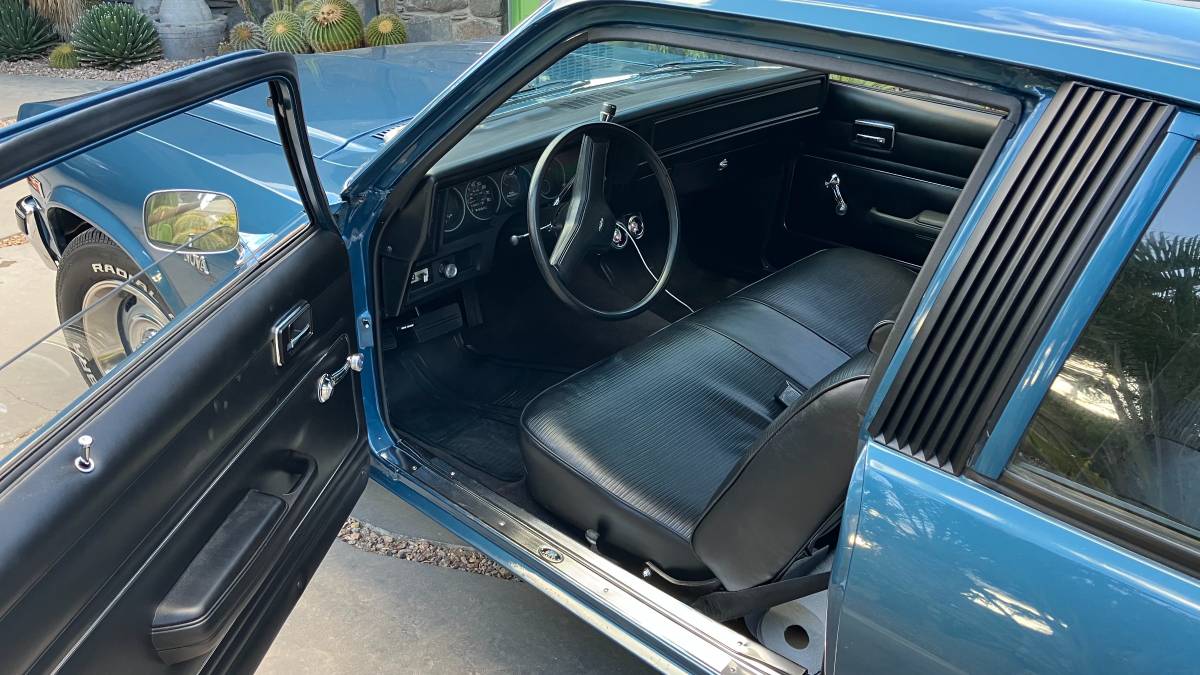 Chevrolet-nova-1978-blue-8