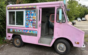 Chevrolet-p-10-1973-step-van-3