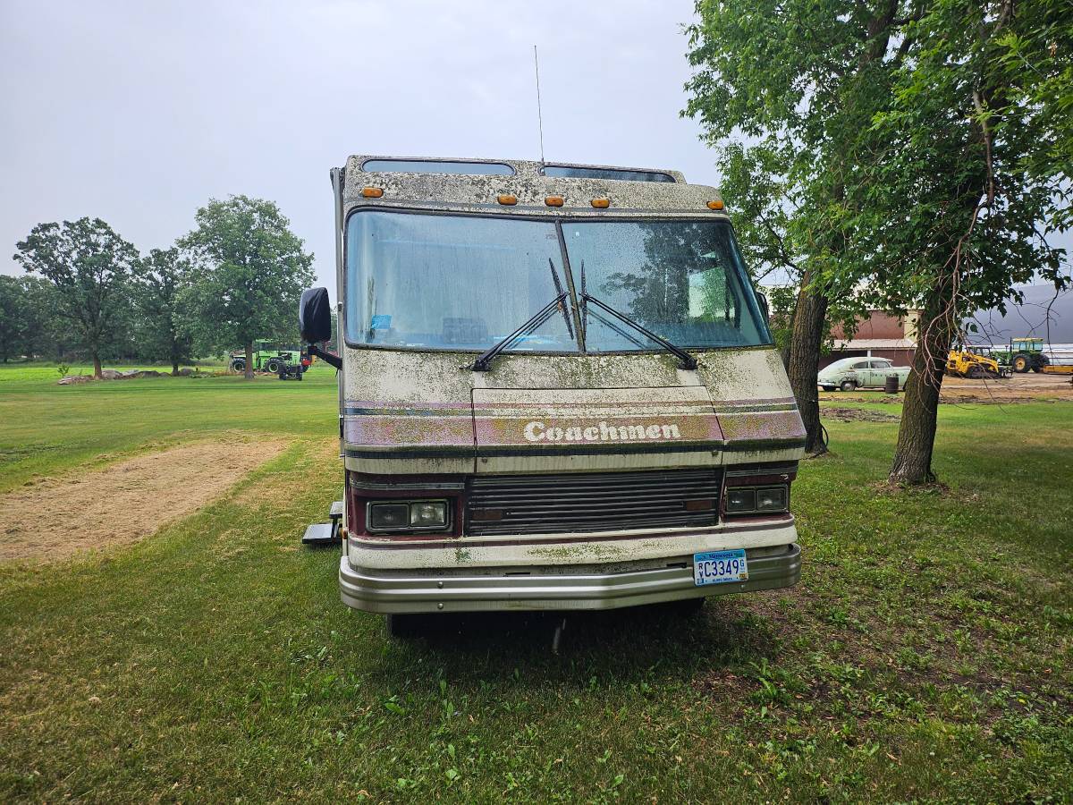 Chevrolet-p-series-1-ton-nominal-1988-white-2