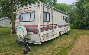 Chevrolet-p-series-1-ton-nominal-1988-white
