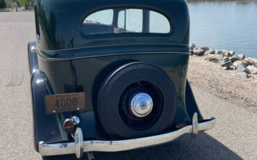 Chevrolet-sedan-2-dr-1935-green-6
