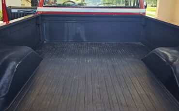 Chevrolet-silverado-1986-red-4