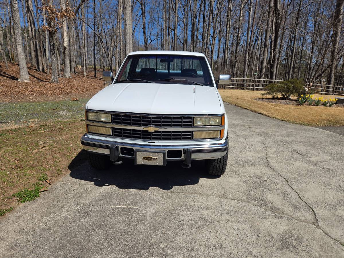 Chevrolet-silverado-2500hd-diesel-1992-white-6